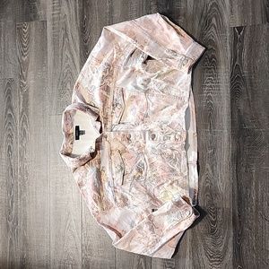 🌴 Forever 21+ stretch denim Jean Jacket 🌴